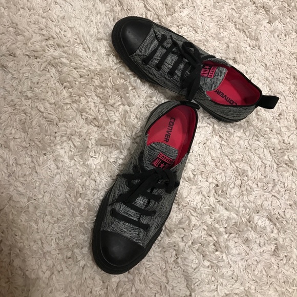 Converse - Picture 2 of 4